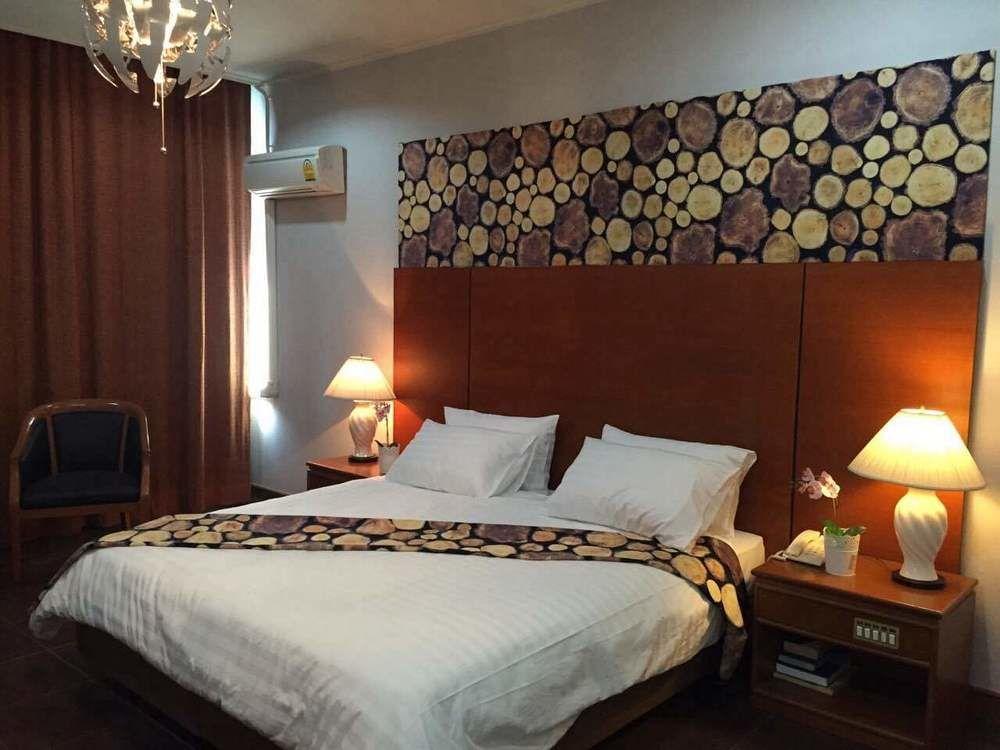 Maxx Hotel Bangkok Exterior photo